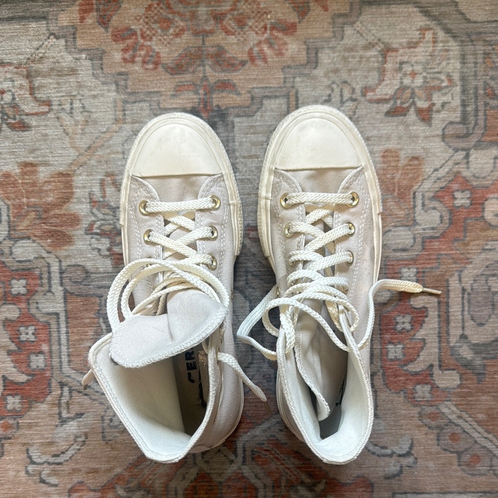 Women’s platform converse golden element size 7